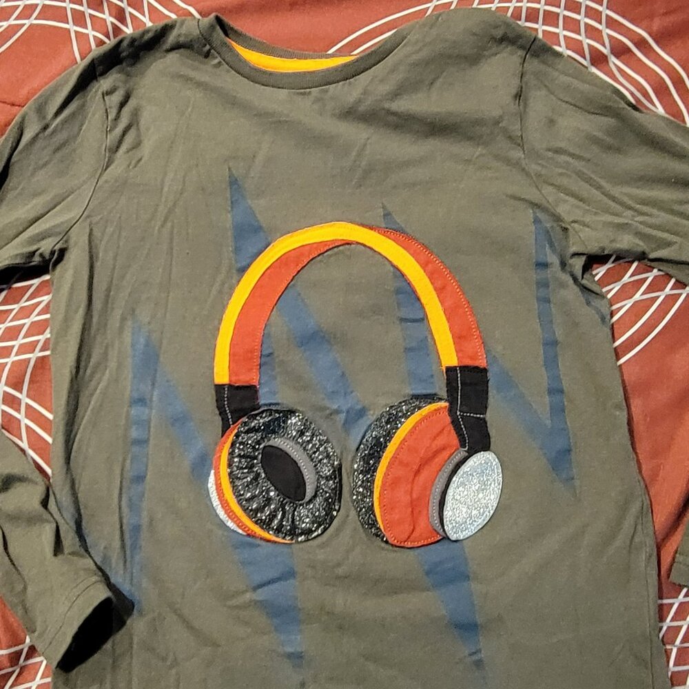 BODEN Supersoft Headphones T-shirt Long Sleeve - 8/9 Yrs (PRE-LOVED)
